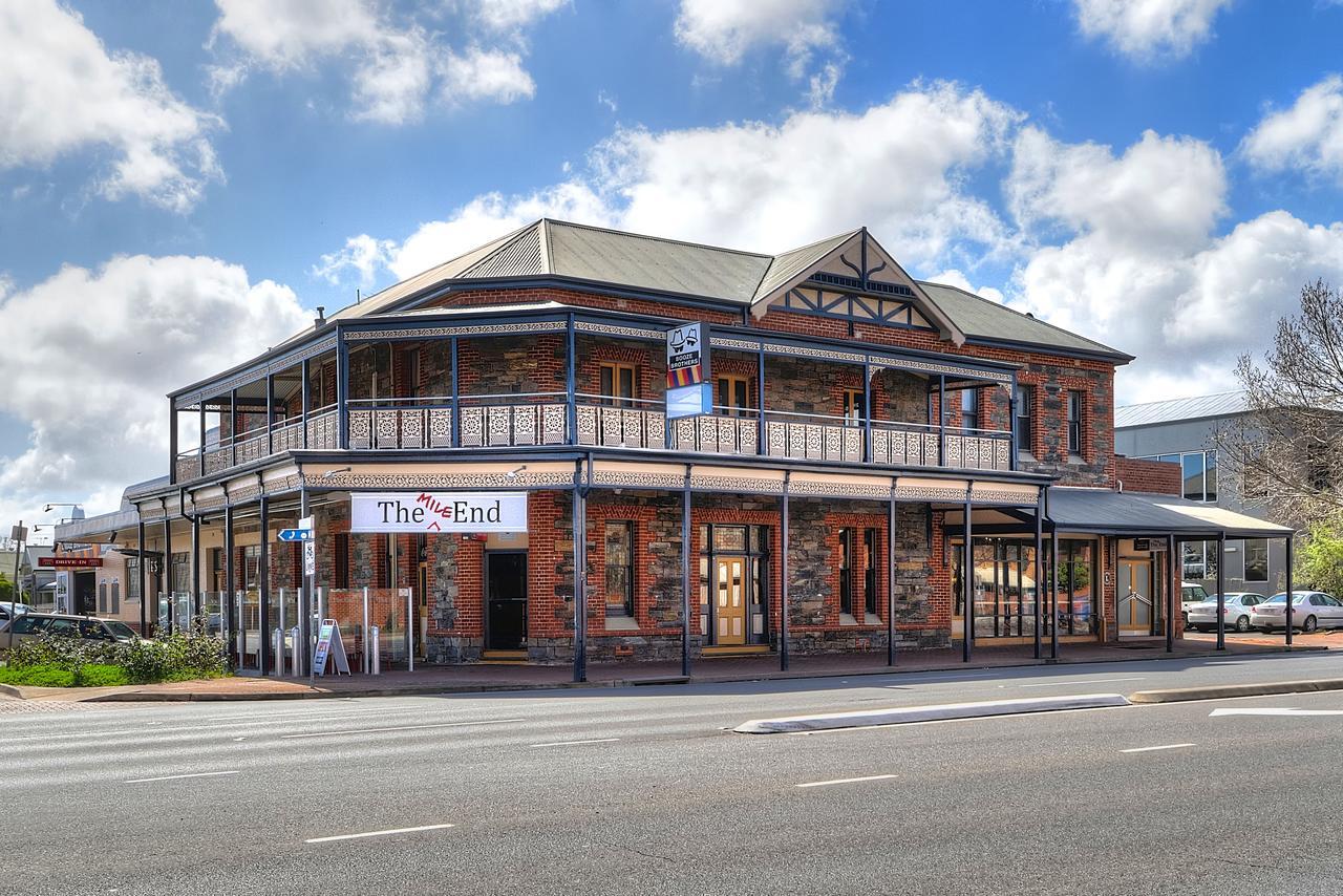 The Mile End Hotel Adelaide Buitenkant foto