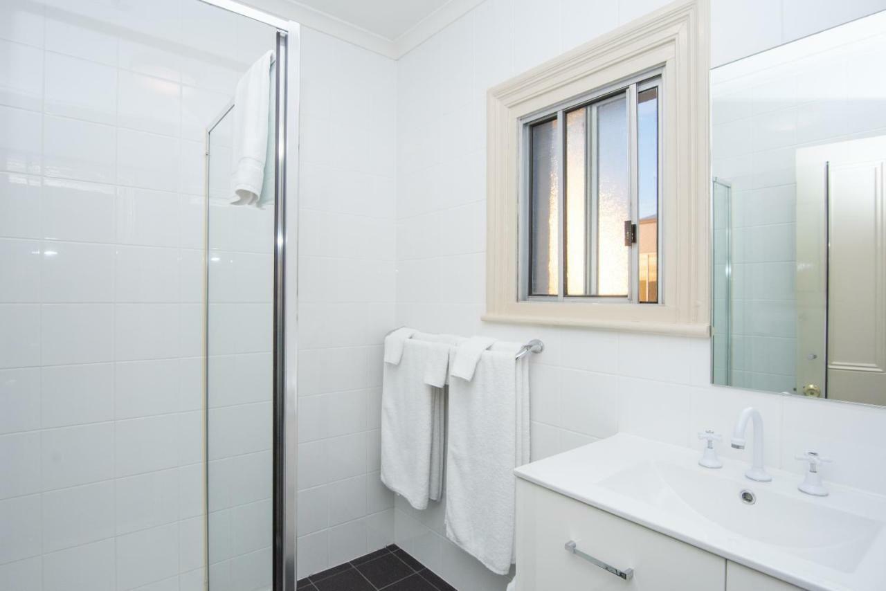 The Mile End Hotel Adelaide Buitenkant foto