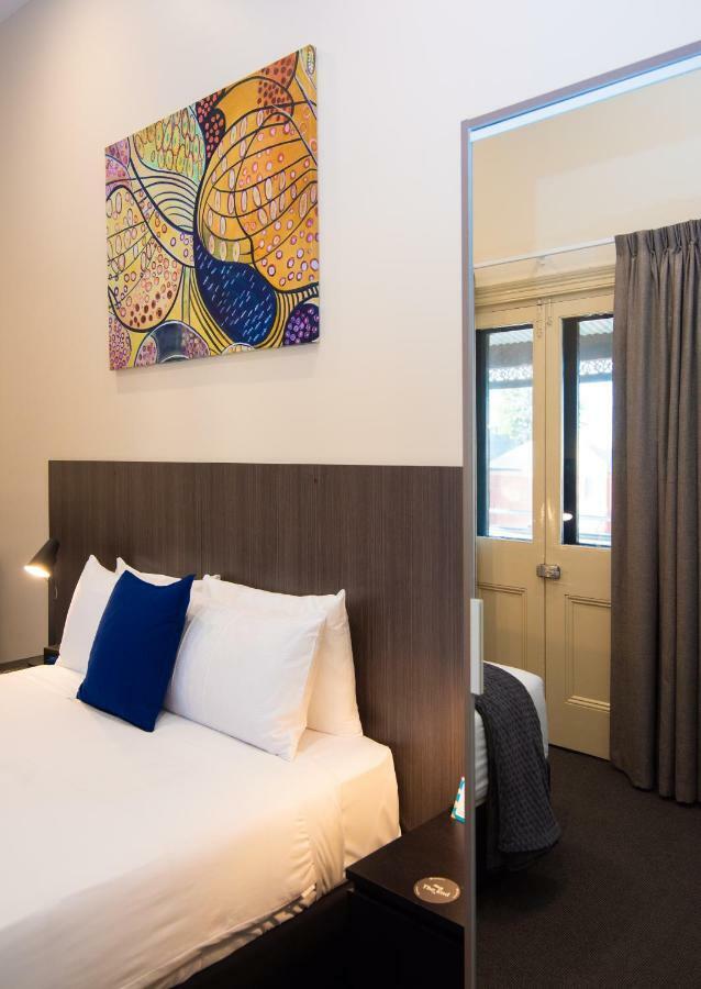 The Mile End Hotel Adelaide Buitenkant foto